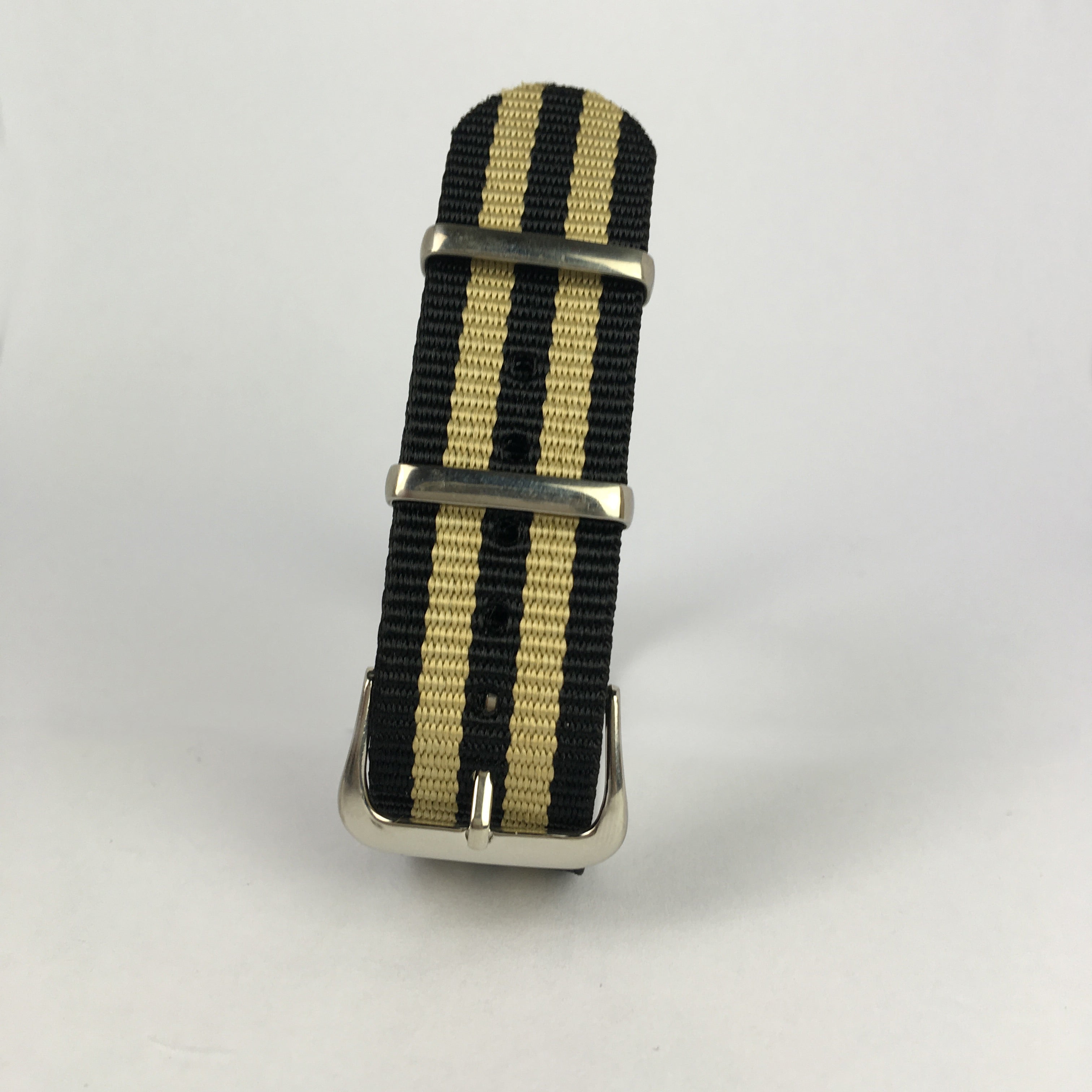Beige nato deals strap